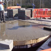 Kallisto setting concrete landing for the stairs