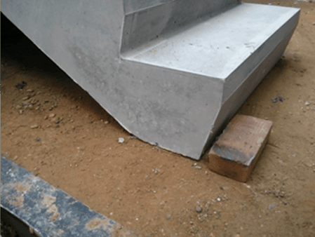 Kallisto concrete stair cleat close up