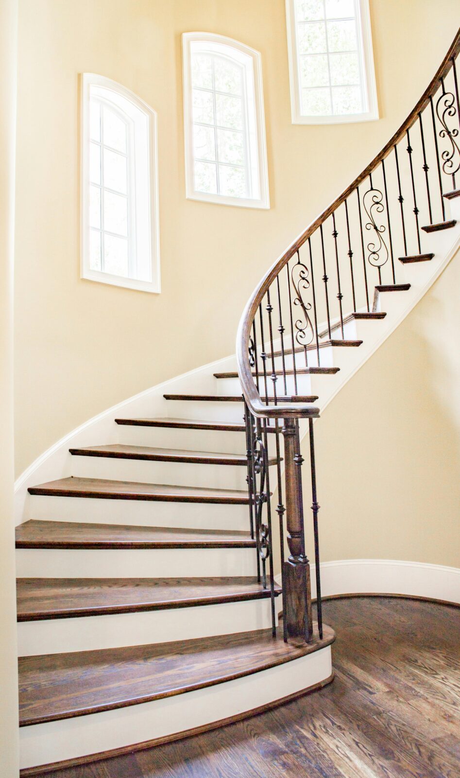 canteliever wooden stairs kallisto